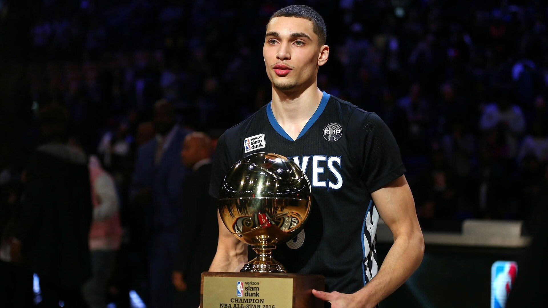 《英雄联盟》夏季赛季后赛阵容正式公布,强队迎战,lol夏季赛季后赛规则2021