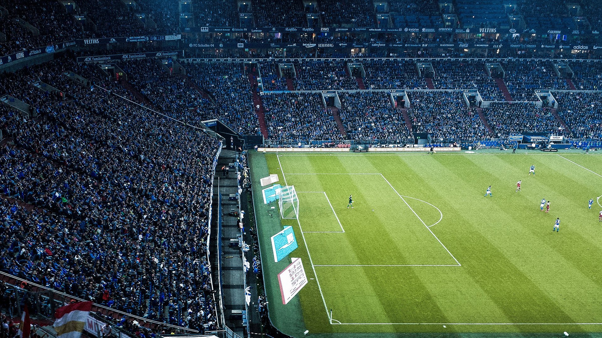 MILAN体育APP下载入口官网-哈登去留成疑，快船双核何时才能真正融合？，快船想把哈登交易过来